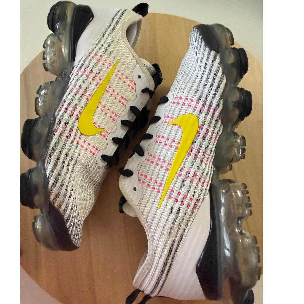 Nike Air VaporMax Flyknit 3 GS Running Shoes Kids Size 7Y Women's 8.5 BQ5238-102